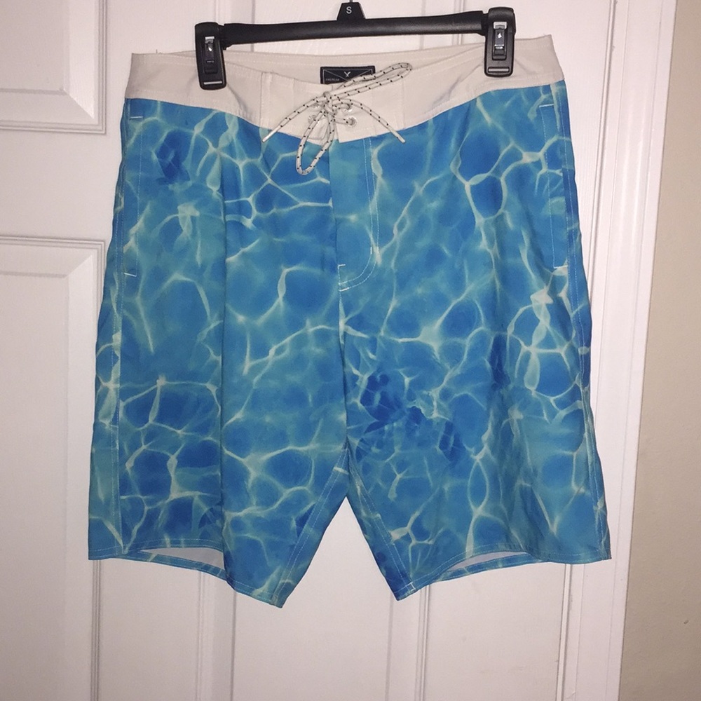 AWESOME near perfect condition AE swim wear